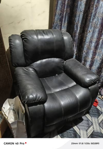 Manual Recliner Black color, unused