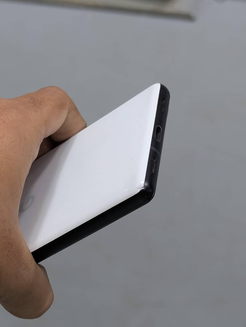 Read Complete Description 5