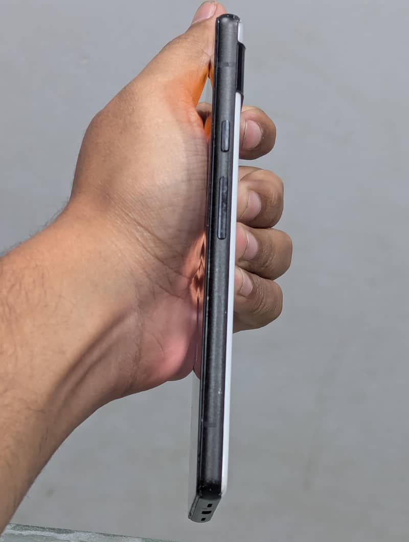 Read Complete Description 6