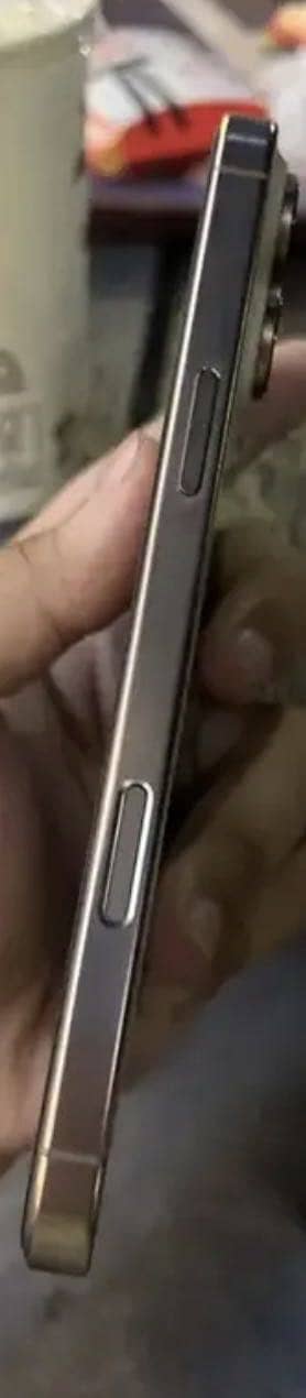 iPhone 16 pro max Barnd new Phone 256 GB battery halt 99