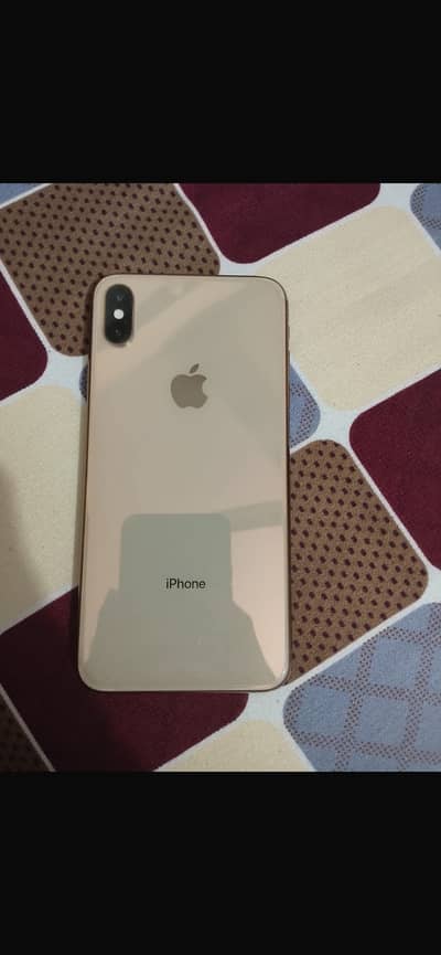 iPhone XS Max contact me on  watsap and call 03273239736