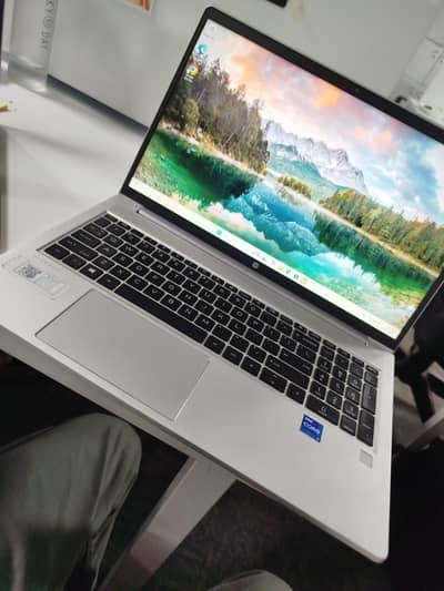 HP laptop 11gen core i7