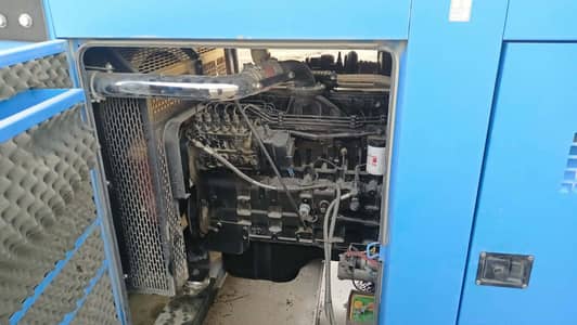 24 vol Cummins generator