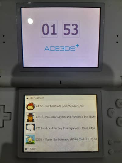 Nintendo DS Lite (R4 + Stylus + Charger Included)