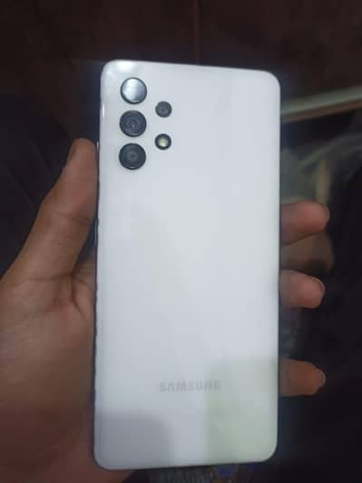 Samesung A32 with box orginal charger