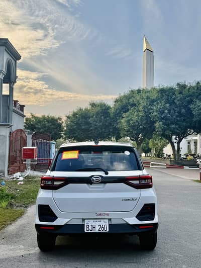 Daihatsu Rocky G premium Leather seats 360 BSM FULL OPTION