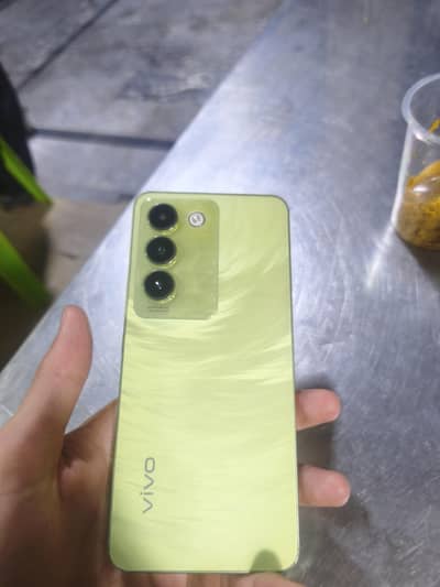 Vivo Y100