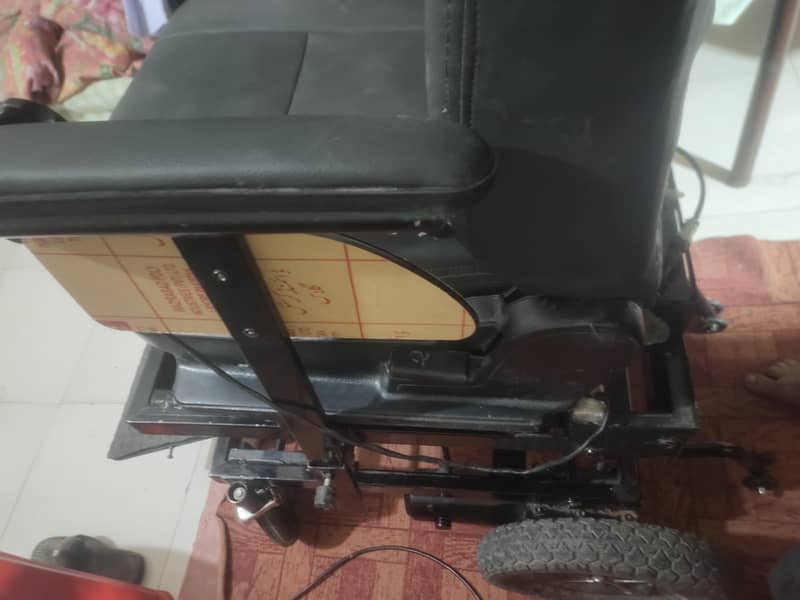 الیکٹرک ویل چیئر 0