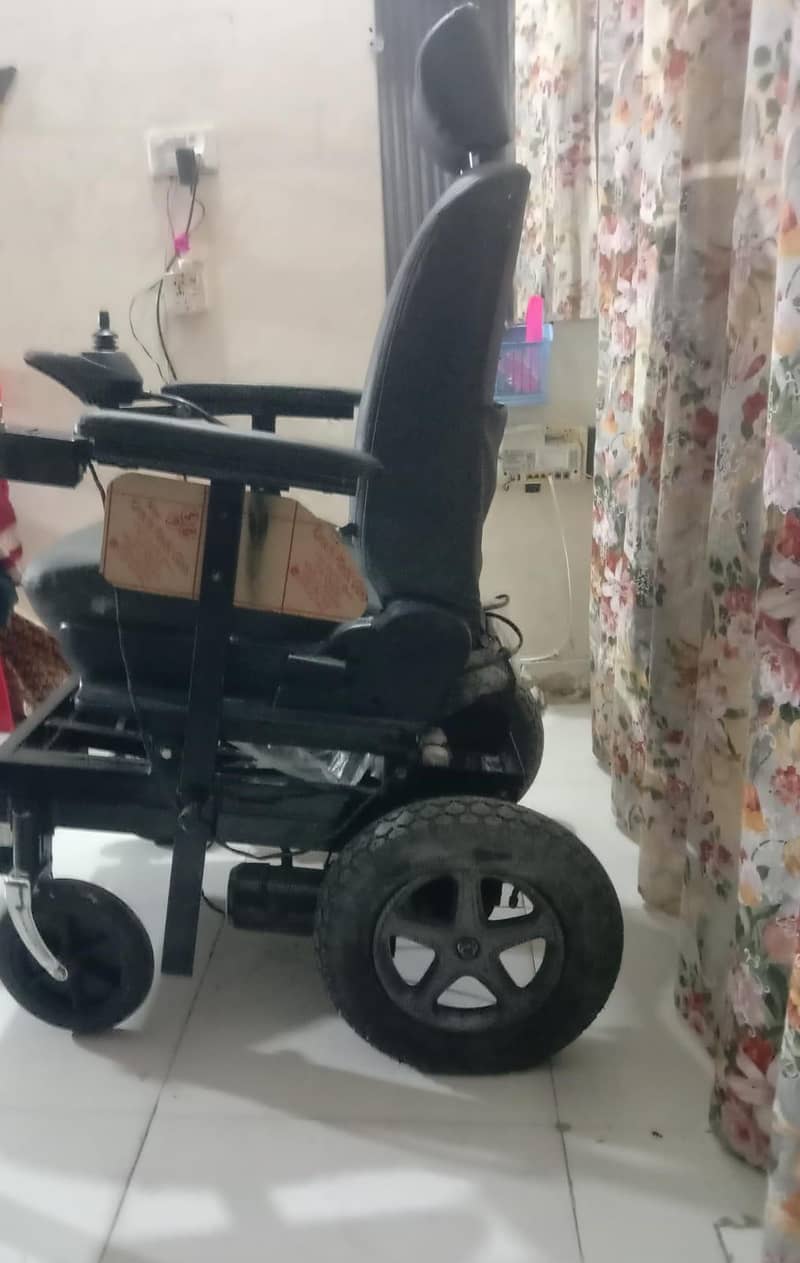 الیکٹرک ویل چیئر 5