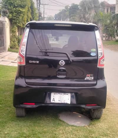 Nissan Dayz Highway Star rider