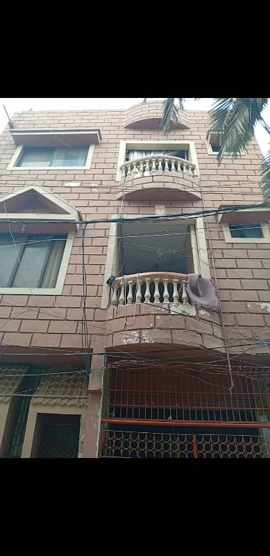 Leased 120 Y Ground+2 House Available For Sale