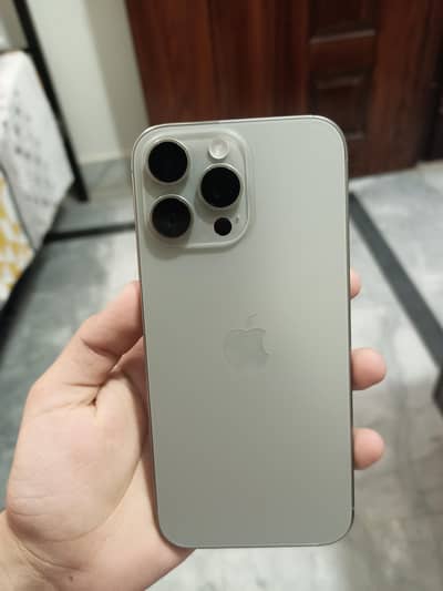 16 pro max 256gb Natural titanium jv