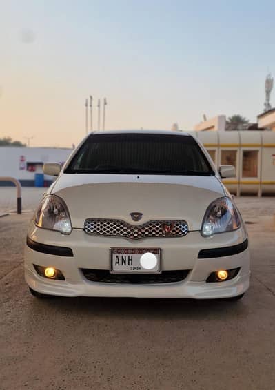 Toyota vitz FL 1.0cc