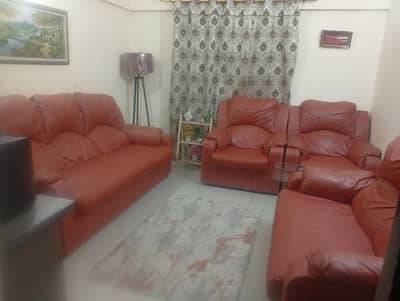 7 seater sofa with table
