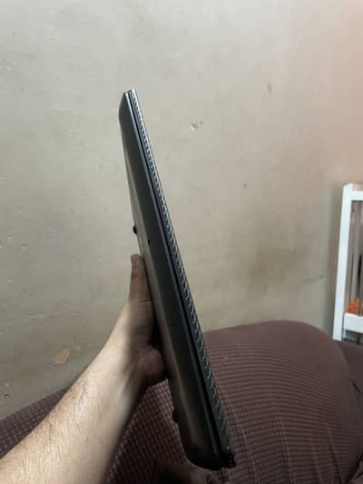 Lenovo thinkpad 13"  core i5 7 gen 8 gb Ram 256Gb ssd