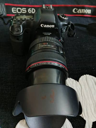 canon 6d full frame DSLR camera