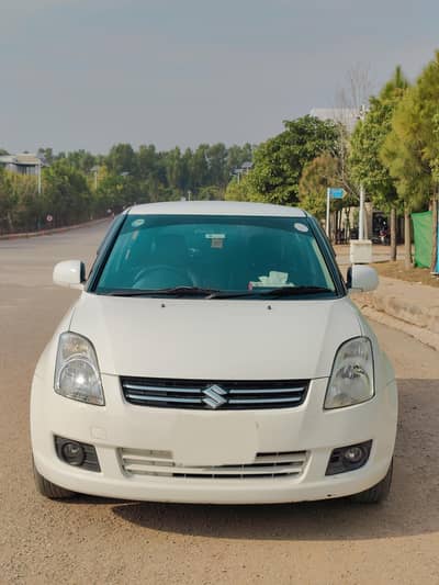 Suzuki swift Dlx automatic 2014 model