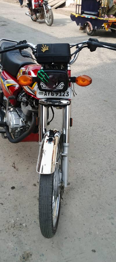 Honda 125  03250243233 as number pa raabta krn