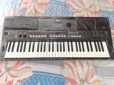 Paino yamaha psr e433