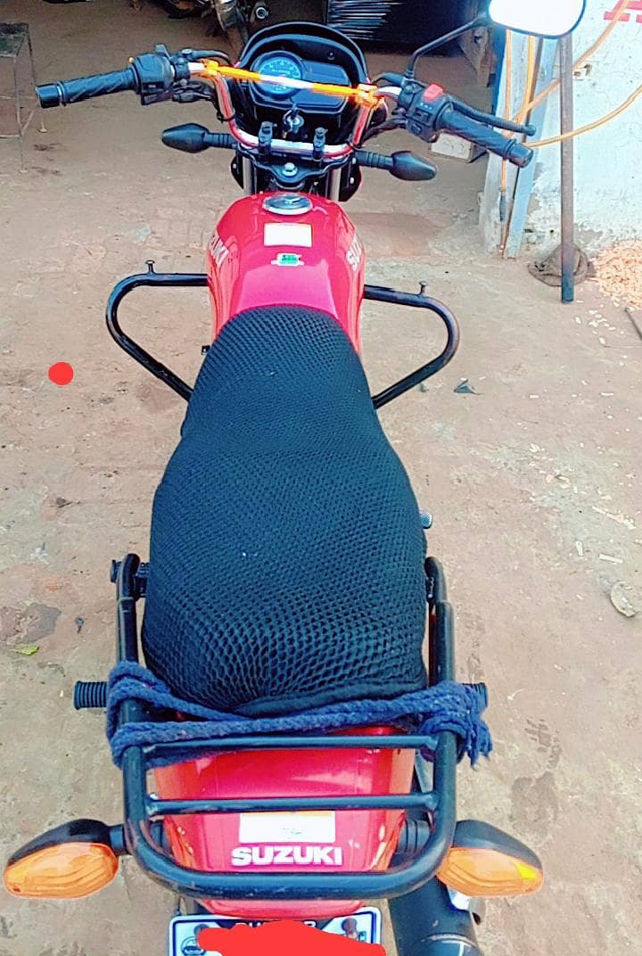 بایئک میں ایک روپے کا بھی کام نہیں ہے 6