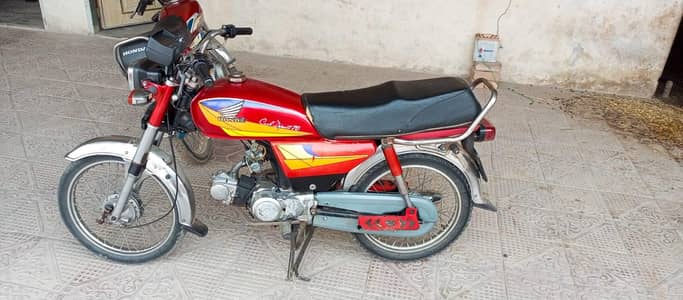 all ok bike ha jis bhi nay leny rapta kr lay urgent zhrhat ha new dono