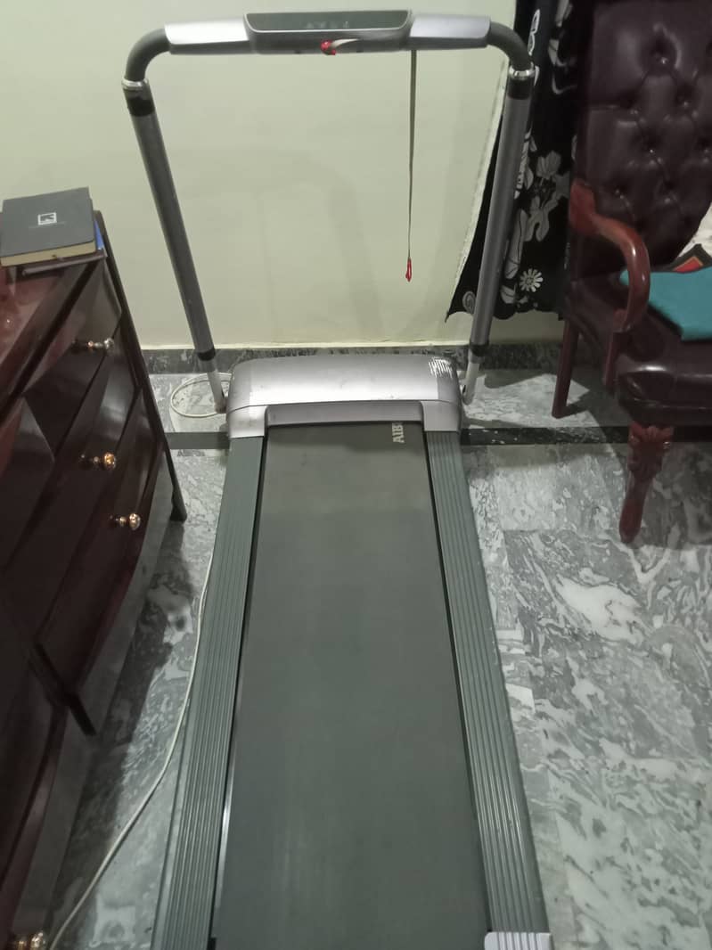 Treadmill 3