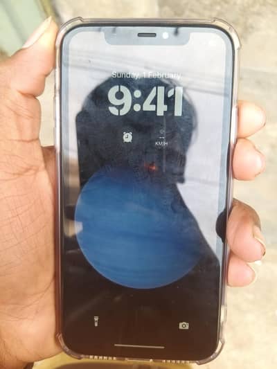 sale and exchange with iPhone xr and Samsung  good mobile