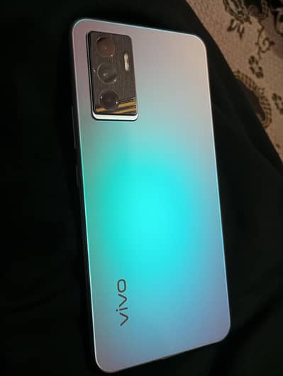 vivo v23e 12/256 gb  10/9 With Box Original Charger