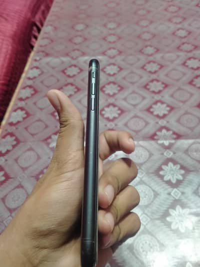 iphone XR non pta 79 battery health