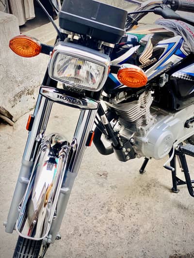Honda CG 125 2025