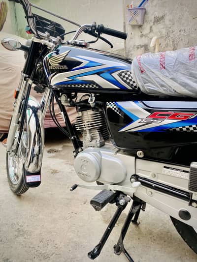 Honda CG 125 2025