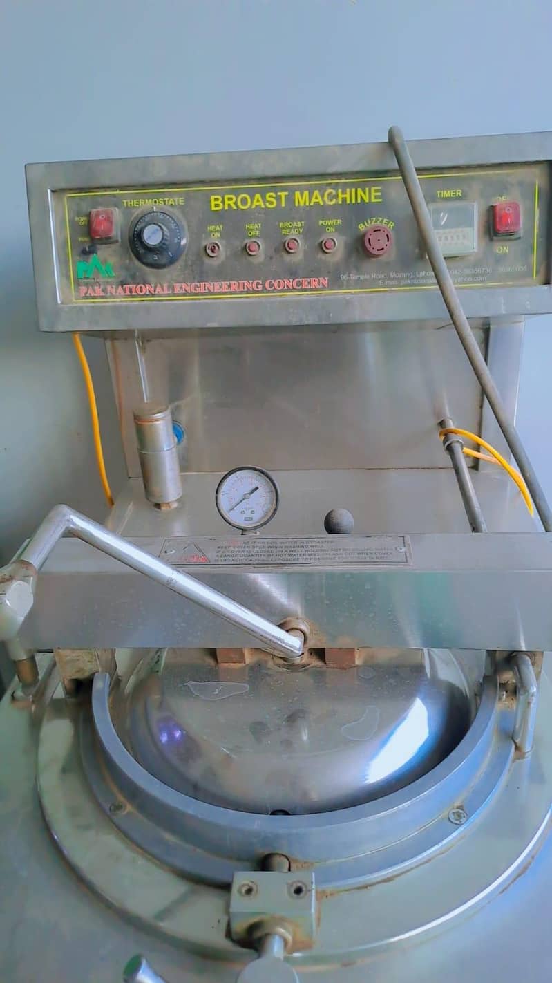 Automatic Broast Machine 7