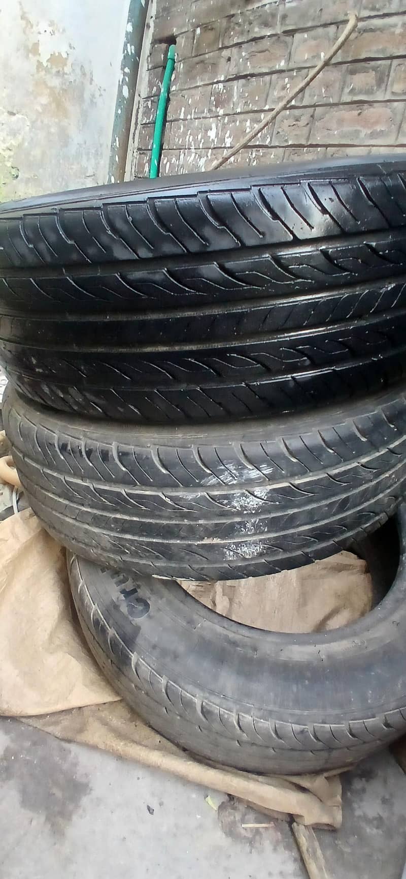 tyres 2