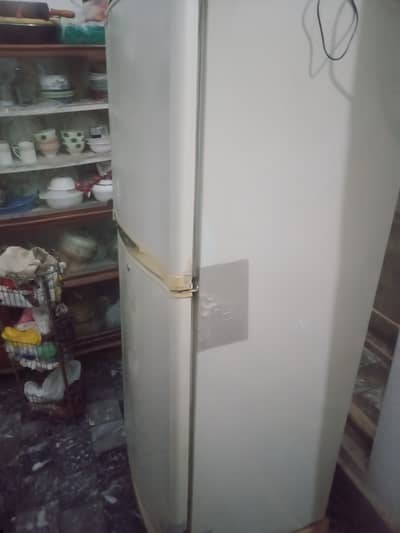 Refrigerator
