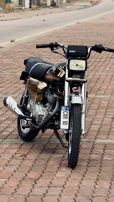 HONDA CG 125S BLACK (GOLD) 2025 MODEL NEW