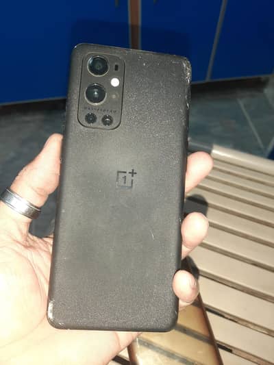 One Plus 9 pro 256 GB