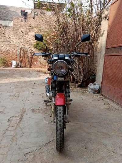 Suzuki GS 150