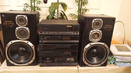 Onkyo Vintage Hi-Fi Stereo System with Original Speakers