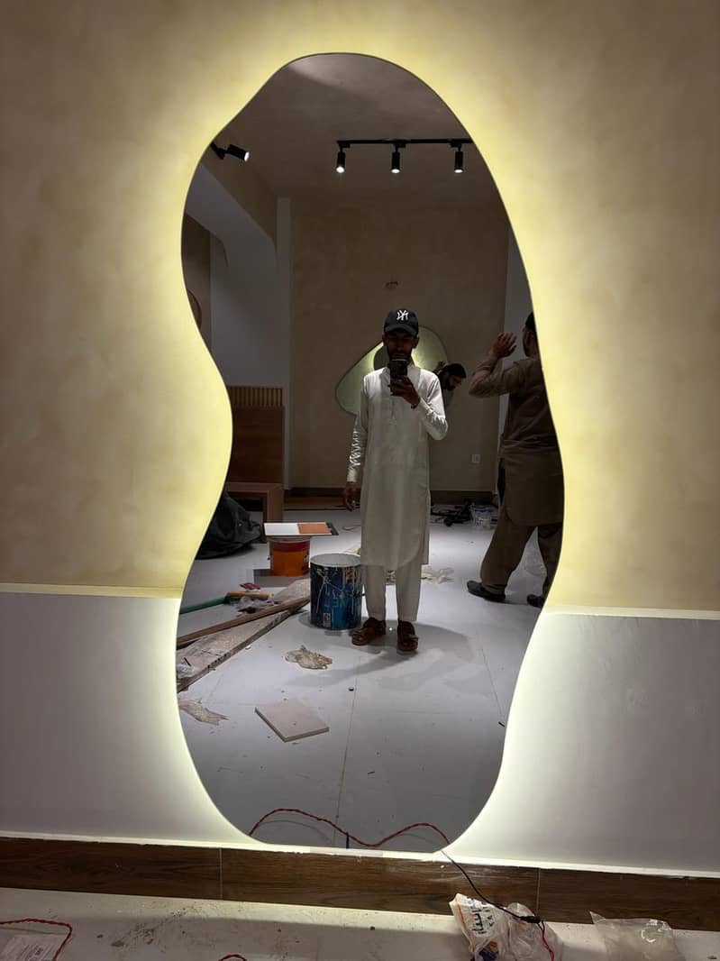 LED mirror 14
