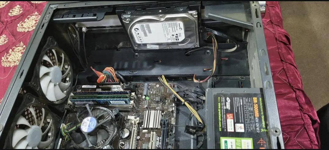 Gaming PC Full Setup 10