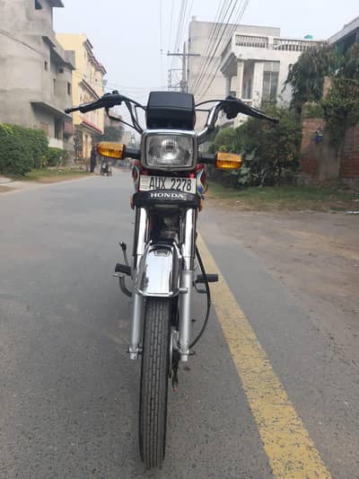 Nut to nut geniun bike first owner bike