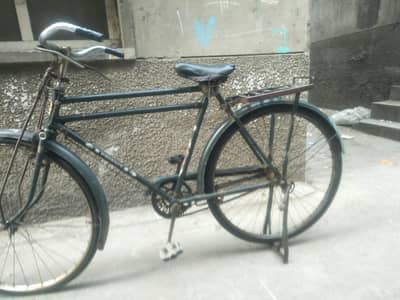 urgent sell good condition  03054508435