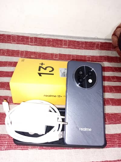 Realme 13 Plus