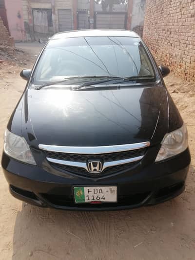 2008 model honda city excellent condition new tyre