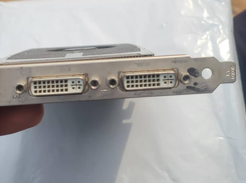 NVIDIA QUADRO 2000 D 3