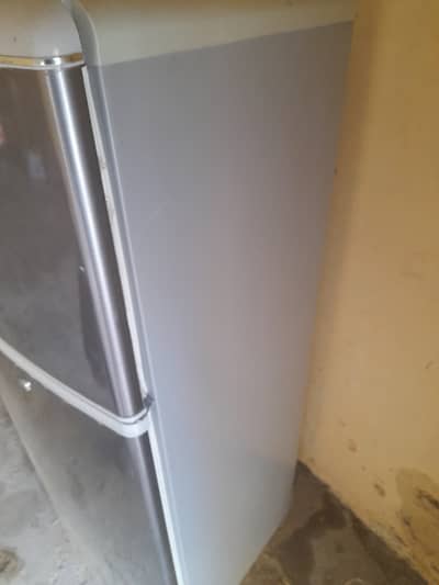 Haier fridge 2 door small size best condition