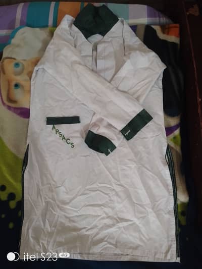 APS shirts in good condition 03125700999