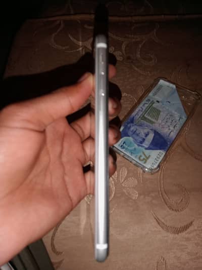 Iphone se 2020 256 gb pta approved urgent sale