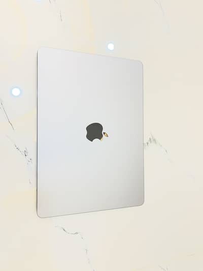 Macbook Air M2 in best price