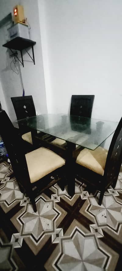 Dinning table wooden
